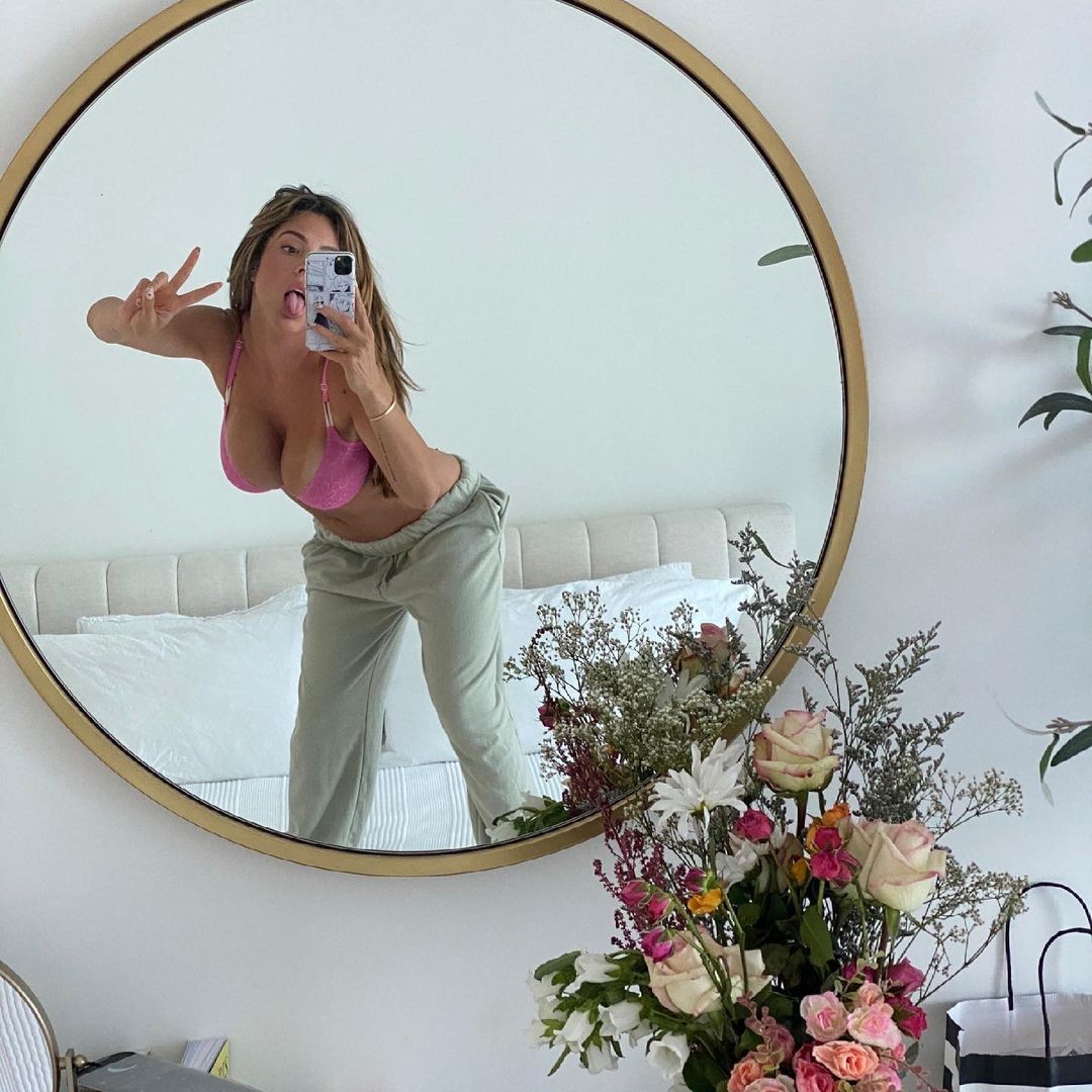 danielleyayalaa_20210704_15