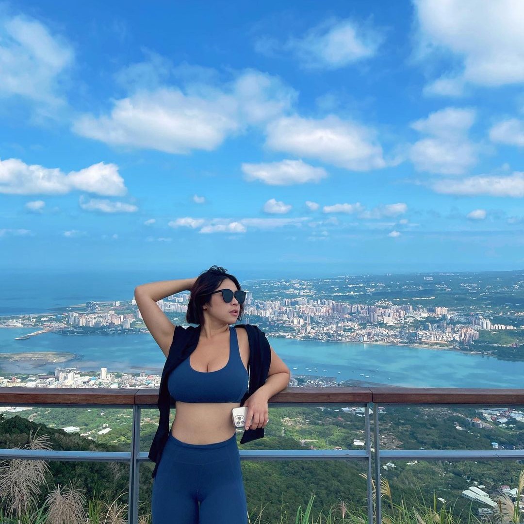 yiyihahahaha_20211110_16