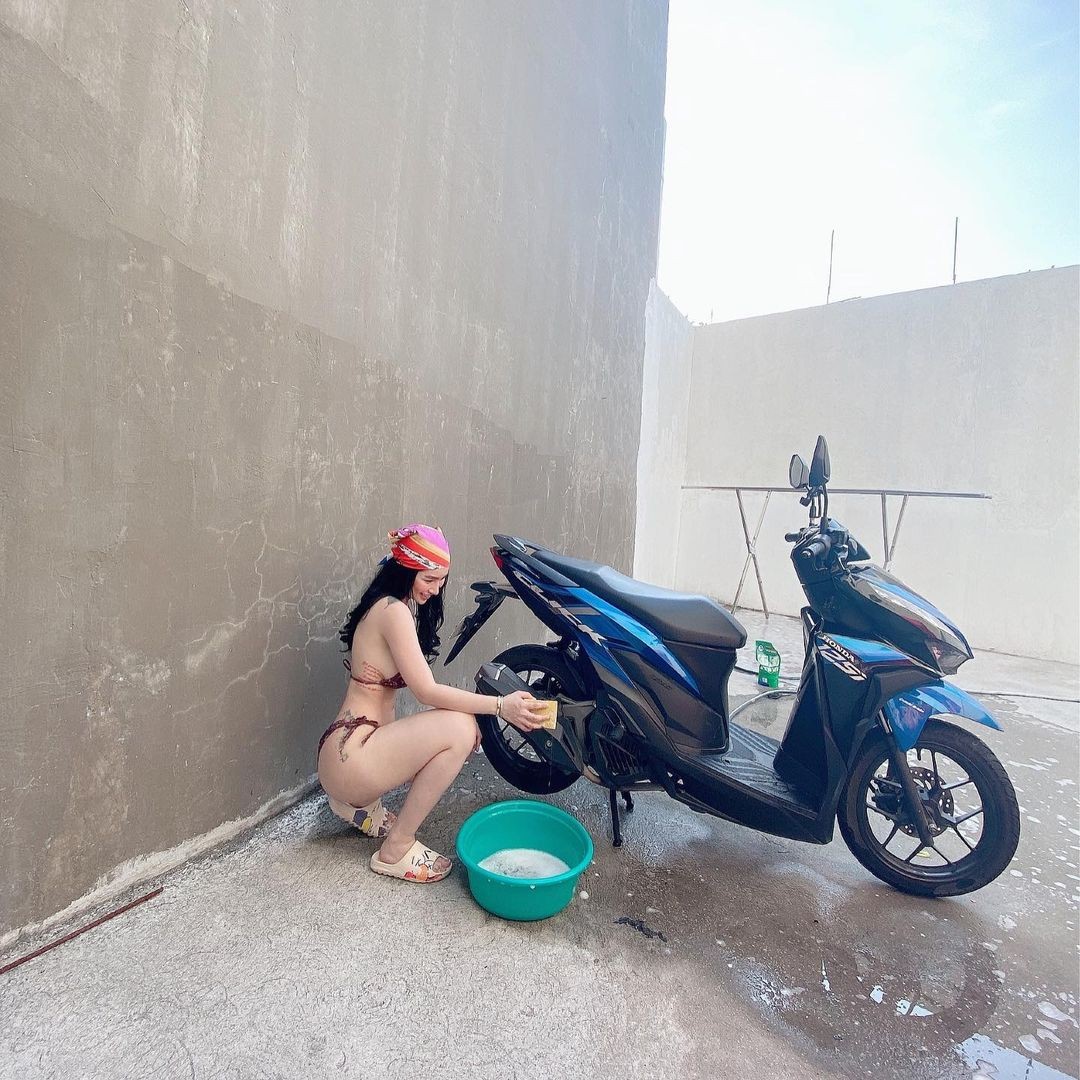 iamlorainelna_20210425_70