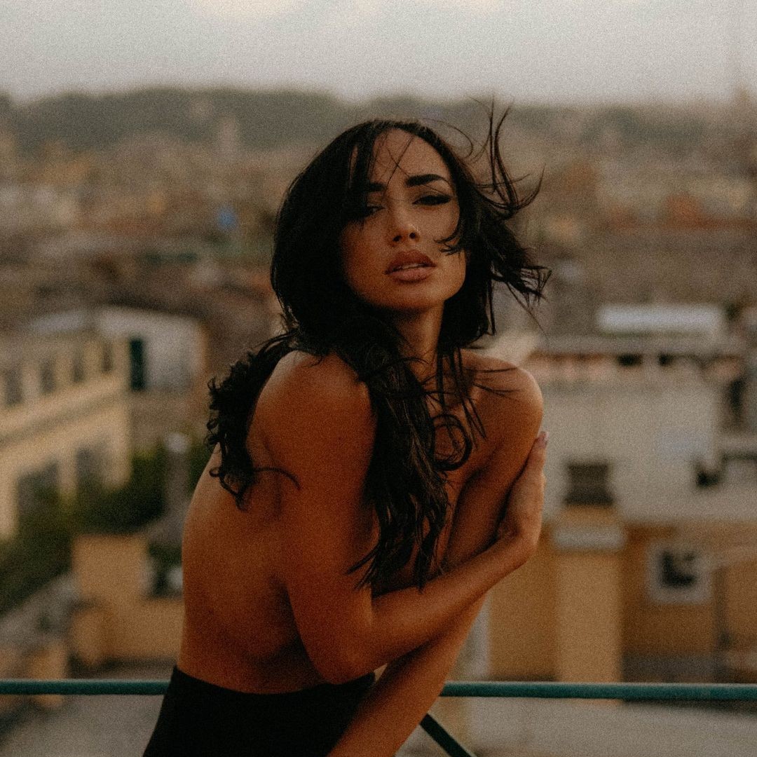 big_frontinaa_20211110_100